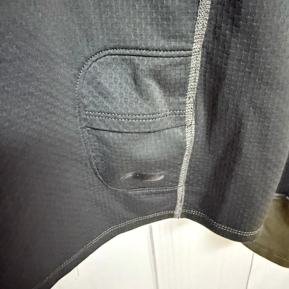The North Face Flight Series 1/4 Zip Men’s‎ Large Olive Green Gray EUC